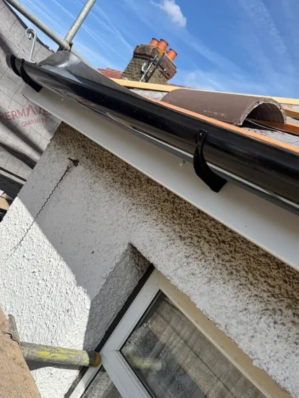 Gutter repair work in Hampshire — photo 7